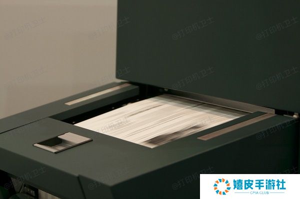 检查打印机内部部件